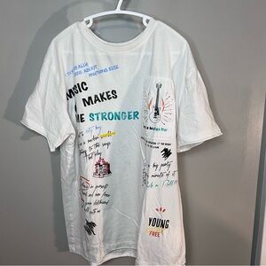 Zara music make me stronger T-shirt